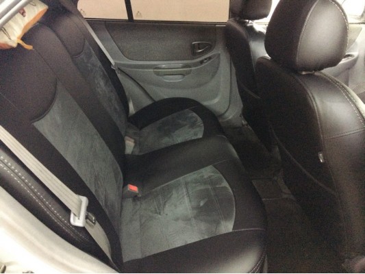 Авточехлы на Hyundai Accent