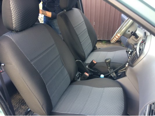 Авточехлы на Hyundai Matrix