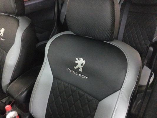 Авточехлы на Peugeot 4007