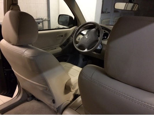Авточехлы на Toyota Highlander 2