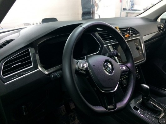 Каркасные авточехлы на Volkswagen Tiguan 2 поколения