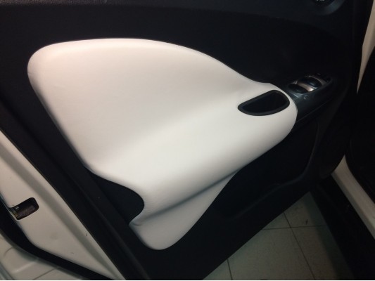 Перетяжка дверных карт Перетяжка дверных карт